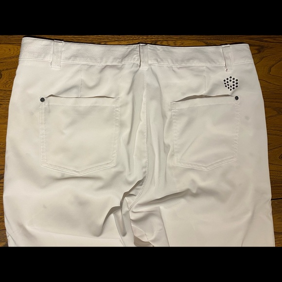 Puma Golf 34 White Pants - Picture 6 of 8